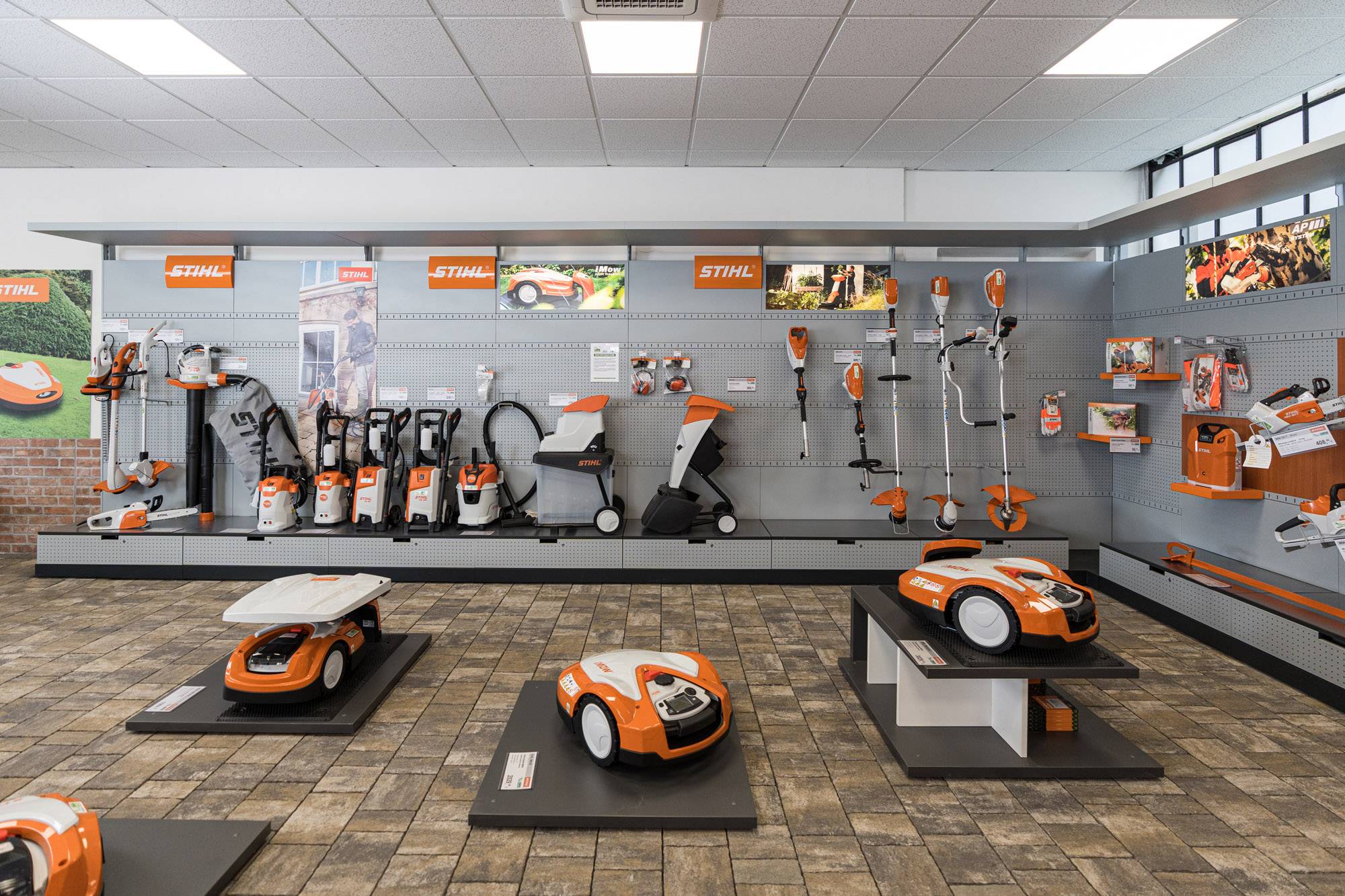 futuro-semplice-giussano-robot-giardinaggio-06