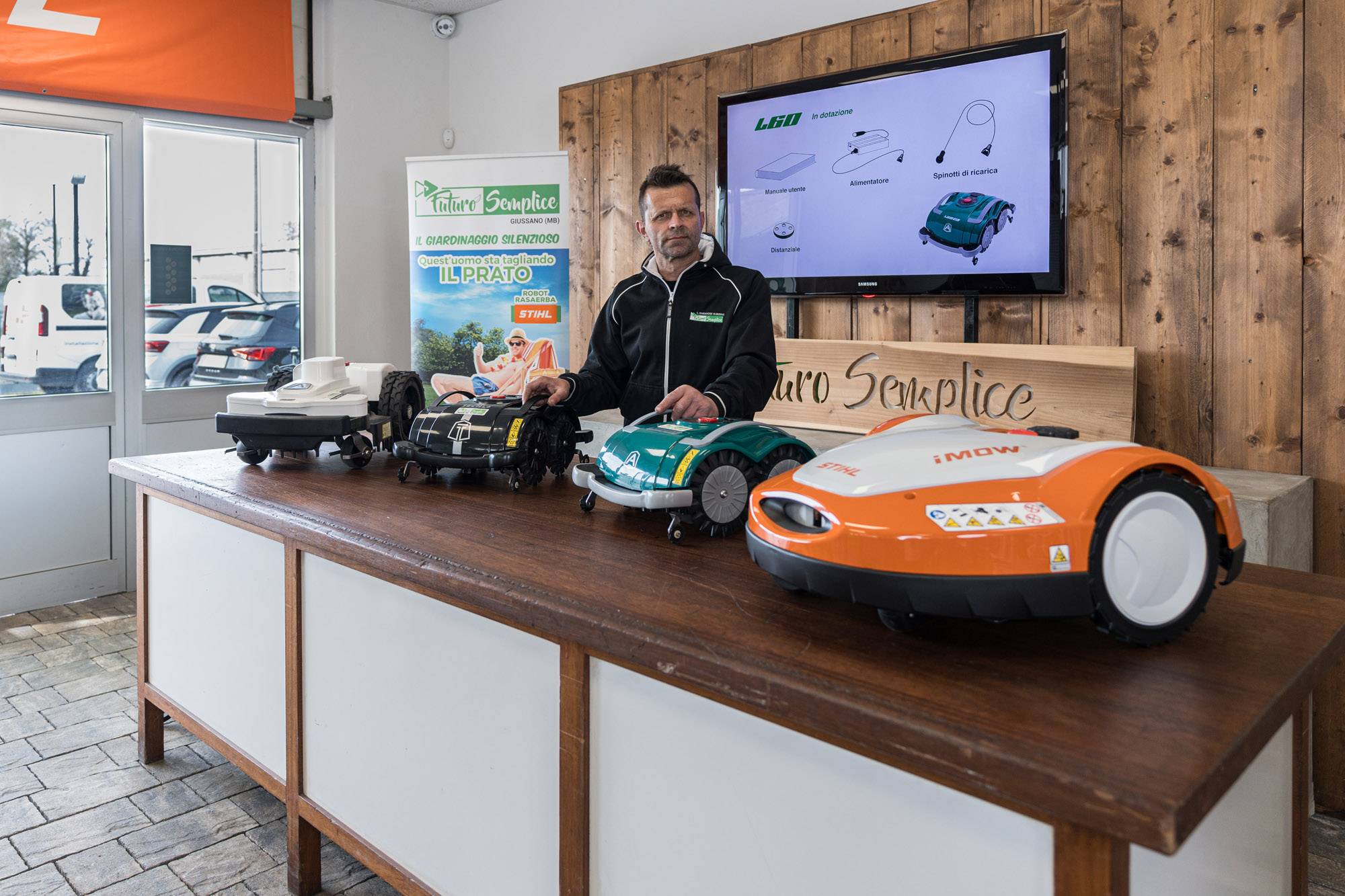 robot-taglia-rasa-erba-como-monza-brianza-01