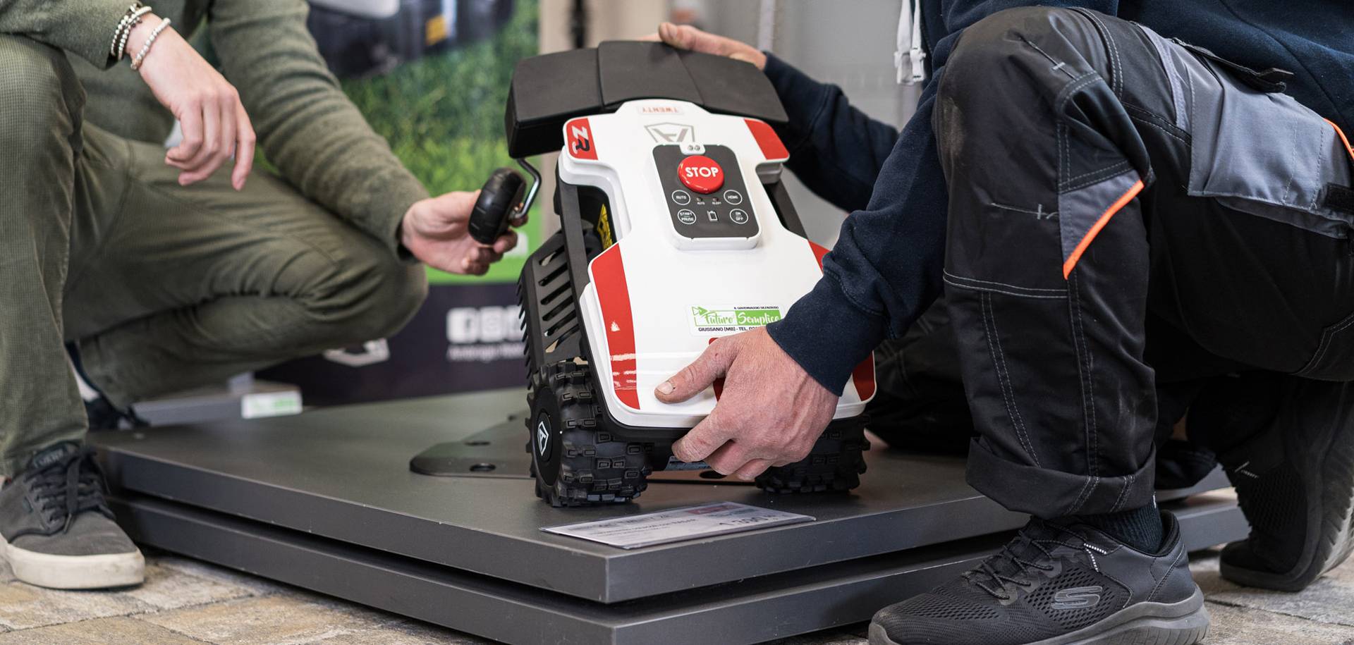 robot-taglia-rasa-erba-ambrogio-como-monza-brianza-11