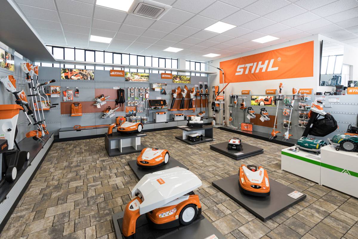 futuro-semplice-giussano-robot-giardinaggio-03